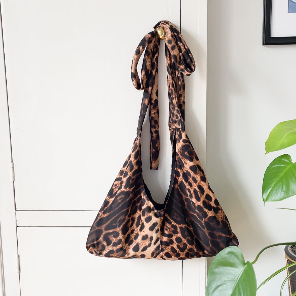 BAG SEWING PATTERN - TRIANGLE BAG